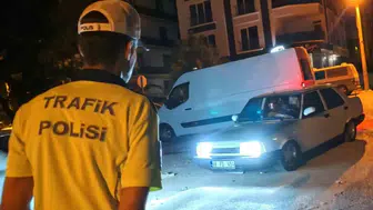 Aksaray'da polisin kaçak sürücüyle mücadelesi: Gerilim dolu anlar