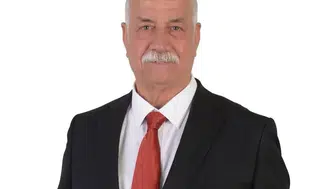 Menderes’te istifalar devam ediyor: Mustafa Ersoy bağımsız olarak yola devam ediyor