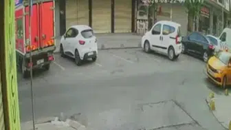 Küçükçekmece'de silahlı saldırı anı kamerada: 12 saatte iki şüpheli yakalandı