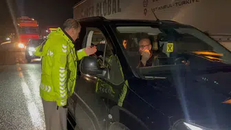 Erzincan-Sivas kara yolundaki heyelan sonrası ulaşım yeniden sağlandı