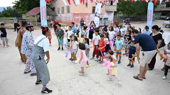 Mersin'de çocuklar için yaz şenlikleri devam ediyor