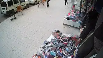 Malatya'da vatandaştan kaçan şüpheliyi yakalayan cesur müdahale