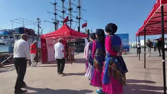 Akçakoca balıkçıları yeni sezon için denize açıldı