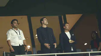 Beşiktaş, Hradec Kralove karşısında ilk yarıyı önde kapadı