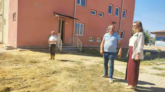 Altıntaş'taki köy okullarında modernizasyon süreci devam ediyor