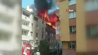 Gaziosmanpaşa'da dört katlı binanın çatısında büyük yangın