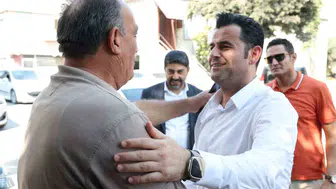 Murat Beşikçi Adanalıoğlu'nda vatandaşların taleplerini dinledi
