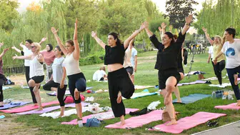 Yunusemre Belediyespor'dan kadınlara özel yoga etkinliği