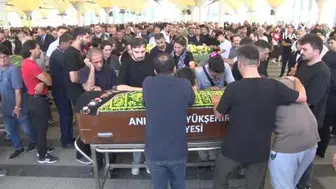 Sena Aydın son yolculuğuna uğurlandı: HSK başmüfettişinin kızı trafik kazasında hayatını kaybetti