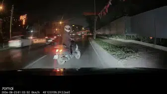 Bursa'da ilginç kaza: Yaya çarptığı otomobili terk edip kaçtı
