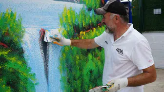 Kocaeli'nin sokaklarını sanatla buluşturan ressam: İsmail Bayram