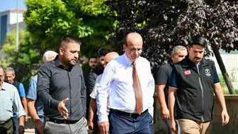 Yeşilyurt'ta sürdürülen asfalt yenileme çalışmalarıyla ulaşım konforu artıyor
