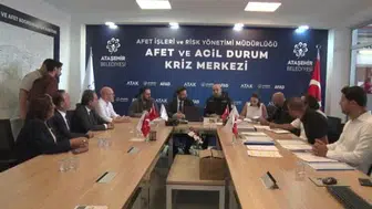 Ataşehir'de 17 Ağustos deprem anması: hazırlıksızlık felaket getirir