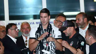 Beşiktaş, Dusan Vlahovic'i kadrosuna dahil etti