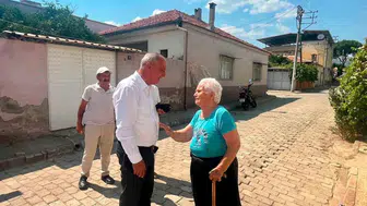 Sultanhisar'da başkan Yıldırımkaya, vatandaşlarla buluşarak ihtiyaçları dinliyor