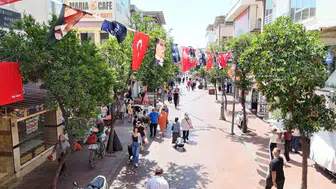 Nazilli Belediyesi, 30 Ağustos Zafer Bayramı öncesi kenti Türk bayraklarıyla donatıyor