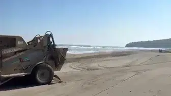 Akçakoca plajlarında yaz sezonu için temizlik ve bakım çalışmaları sürüyor