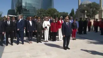 Azerbaycan'da 30 Ağustos Zafer Bayramı coşkusu