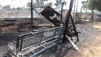Tuzla'da çıkan yangın gecekonduyu kül etti