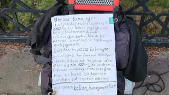 Aşkı için Türkiye'yi gezen Rus müzisyen: Hayalleri için sokaklarda gitar çalıyor