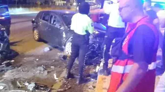 Lüleburgaz'da otomobil ve SUV çarpıştı: 8 kişi hastaneye kaldırıldı