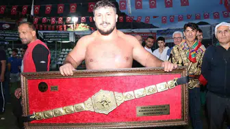 Tortum güreşlerinde 600 sporcu er meydanında ter döktü