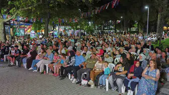 Bursa'da yeşilçam sinema akşamları nostaljik anlarla başladı