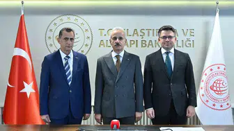 Türkiye’nin yerli lokomotifi E5000, Avrupa Birliği sertifikası aldı