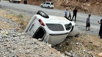 Adıyaman'da hafif ticari araçtakla attı: 4 çocuk 6 kişi yaralı