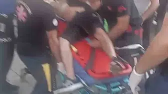 Tarsus'ta kanala düşen genci arkadaşının cesareti kurtardı