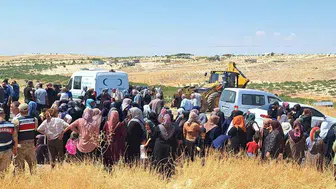 Şanlıurfa'da trafik kazasında hayatını kaybeden kuzenler yan yana defnedildi