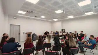 Karacasu Devlet Hastanesi'nde acil müdahale eğitimi: personel CPR konusunda uzmanlaşıyor