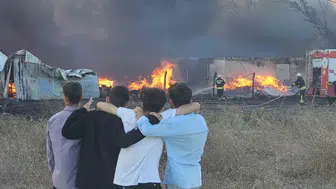 Tekirdağ'da geri dönüşüm tesisinde çıkan yangın, bölgeyi tehdit etti