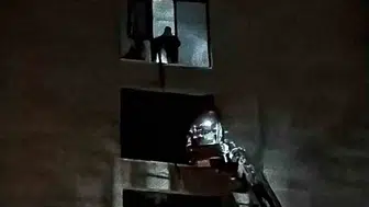 Diyarbakır'da 12 katlı plazadaki yangın paniğe neden oldu