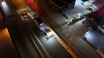 Yahya Kaptan Köprüsü’nde gece mesaisi: 611 ton asfalt serildi