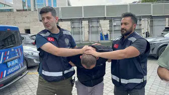 Küfürleşme kavgaya dönüştü: İş yerinde falçata ile yaralanma vakası