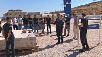 Elazığ'da jandarmaya yönelik enkaz arama kurtarma eğitimi sürüyor