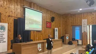 Jandarma ve polis ekipleri okul servisi sürücülerine eğitim verdi