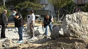 Çorum'da yıkım sırasında insan kafatası ve kemikler bulundu