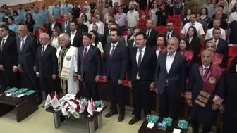 Sağlık Bilimleri Üniversitesi'nde yeni akademik yıl açılışı ve belge takdimi etkinliği