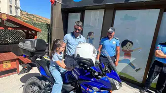 Minik zabıtalar market denetiminde görev aldı