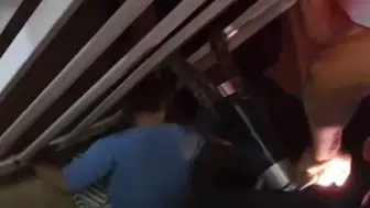 Adıyaman'da çocuk korkuluklardan kurtarıldı