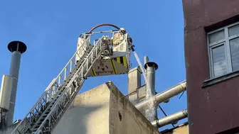 Beyoğlu'nda sabah saatlerinde restoranda yangın paniği