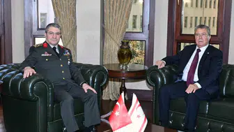 Kuzey Kıbrıs'ta stratejik buluşma: Genelkurmay Başkanı Bayraktaroğlu, Başbakan Üstel ile bir araya geldi