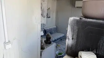Altınözü'nde konteyner yangını hızlı bir şekilde kontrol altına alındı