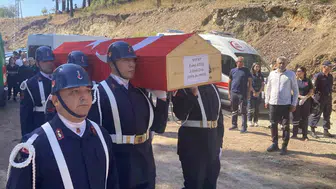Girne feribot faciasında yaşamını yitiren uzman çavuş son yolculuğuna uğurlandı