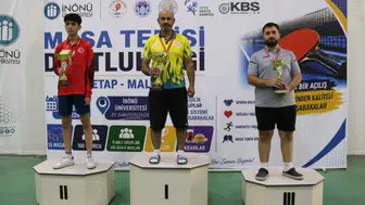Masa tenisi dostluk ligi finalinde kupa heyecanı yaşandı