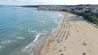 Kandıra'da olumsuz deniz şartları nedeniyle plajlar kapatıldı