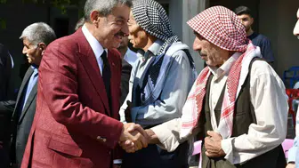 Arslan Tatar, Silopi ziyaretinde vatandaşların sorunlarını dinledi