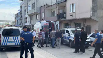 Bıçakla direnen genç adam hastaneye yatmaktan kaçtı